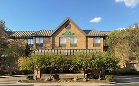 Wingate By Wyndham Utica